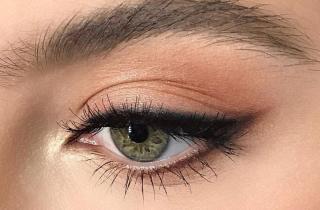 Вот почему чёрная подводка не всегда работает: секрет идеального макияжа раскрыт