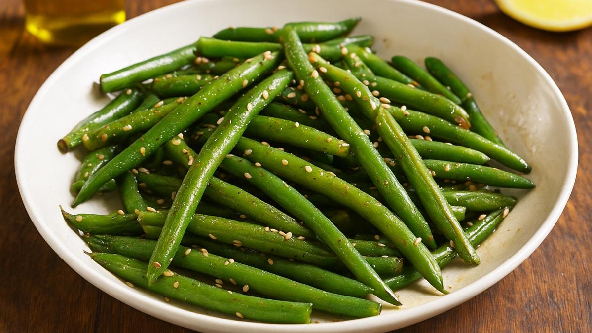 Салат из зелёной фасоли с кунжутом