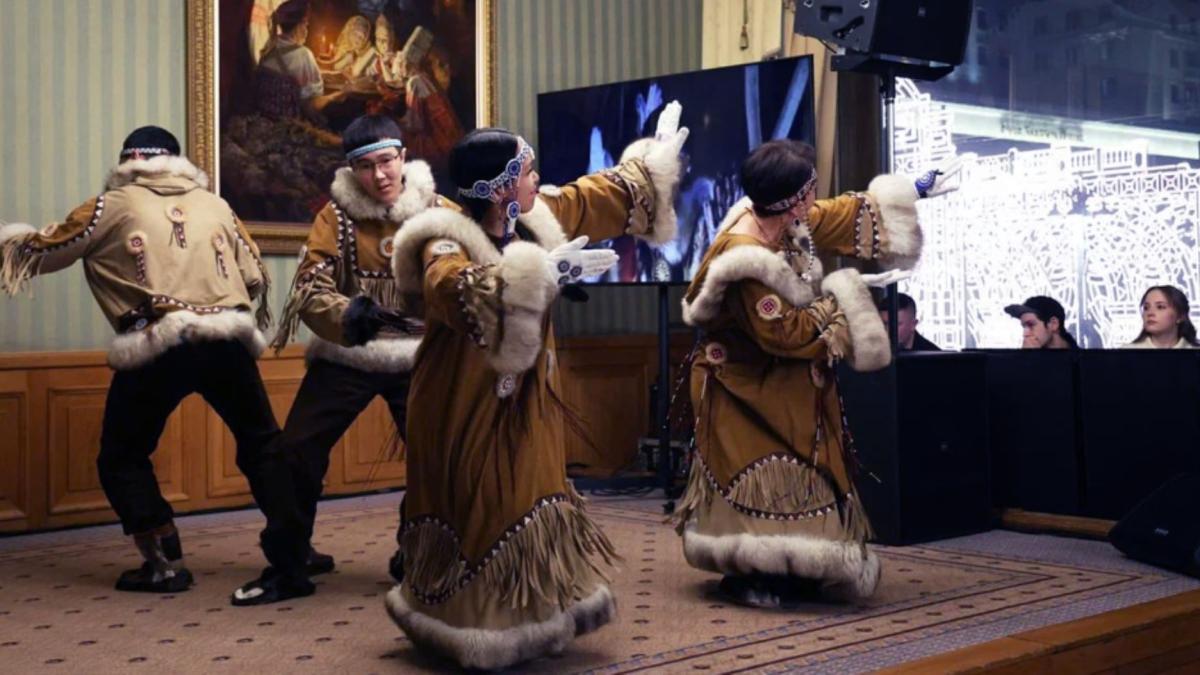 танец народов Севера