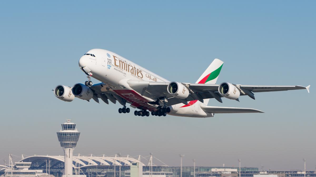Emirates Airbus A380-861 A6-EER MUC 2015 01 Emirates Airbus A380-861 A6-EER MUC 2015 01