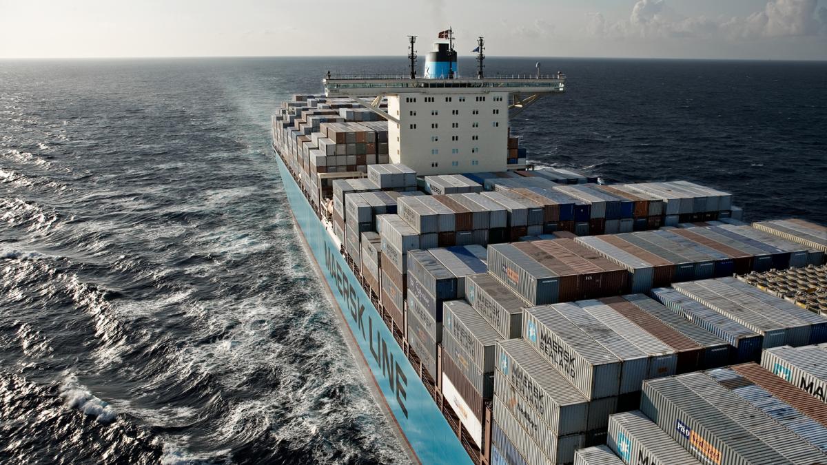 Грузовоз датской международной судоходной компании Maersk Line Грузовоз датской международной судоходной компании Maersk Line