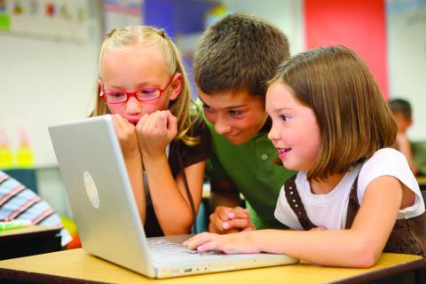 Школьники срывают сейфы: новый уровень интернет-мошенничества