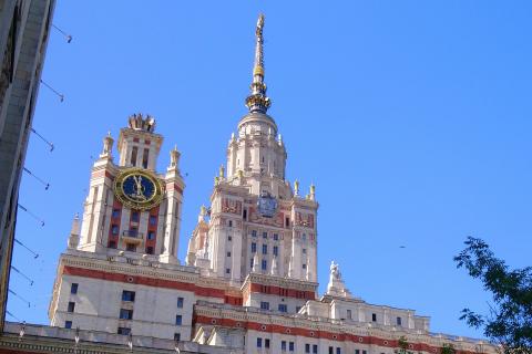 Как изменится приём в вузы в 2026 году: новые правила и ограничения