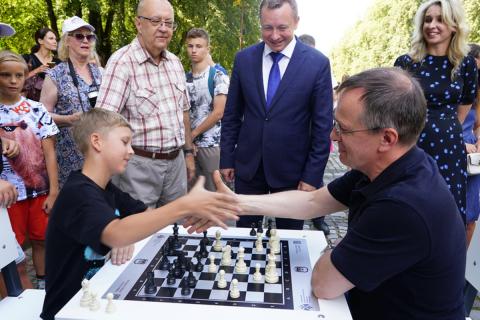 Холод, доска и фигуры: как шахматы в Коми меняют детей