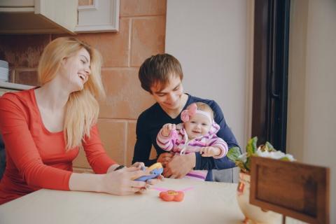 На Чукотке действует дополнительная выплата при рождении ребёнка для студенток