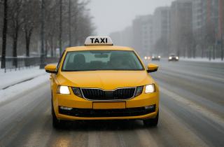 В Жатае женщина угнала такси и перевернула автомобиль на дороге — КП