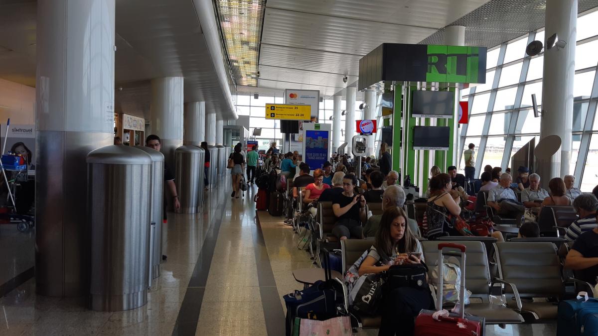 Sheremetyevo Airport D Terminal 2-nd floor Sheremetyevo Airport D Terminal 2-nd floor