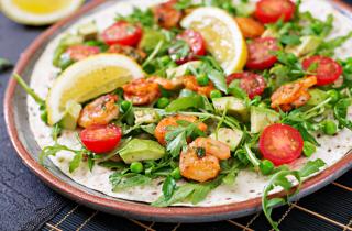 Макароны в салате и это вкусно? Рецепт, который переворачивает привычное с ног на голову