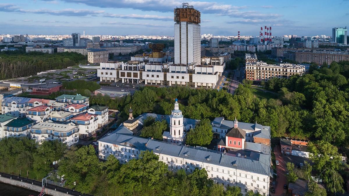 Здание президиума РАН в Москве
