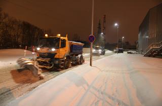 В Ноябрьске прокуратура заявила о грубых нарушениях ПДД при очистке снега