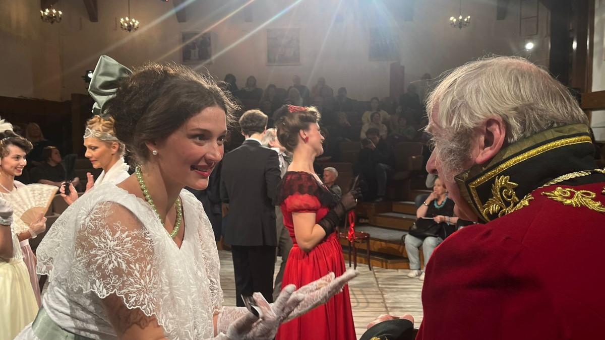 Сцена из спектакля театра Сфера Горе от ума