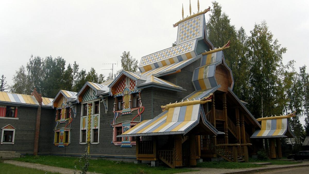 Mandrogi Hotel