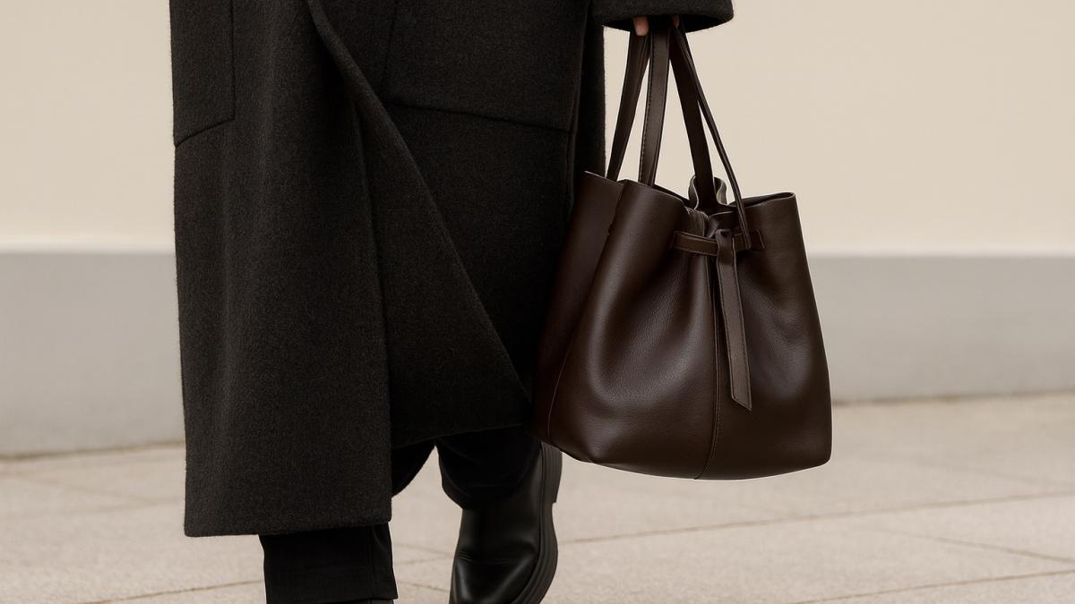 Сумка и пальто