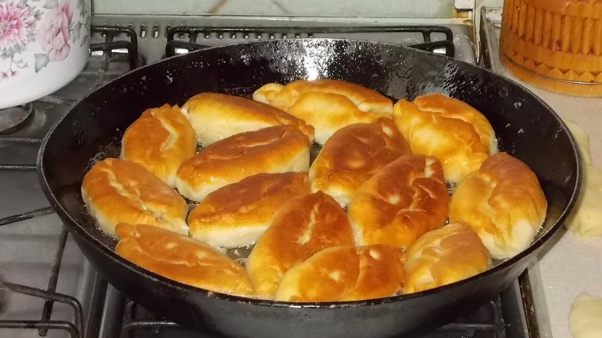 Жареные пирожки Жареные пирожки