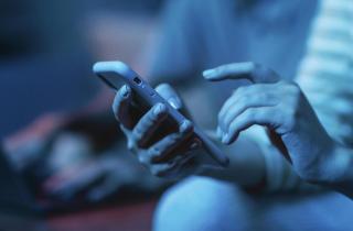 Аналитик назвал причины перегрева и разрядки телефона — NewsInfo