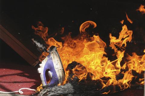 В Люберцах женщина подожгла квартиру и погибли три человека