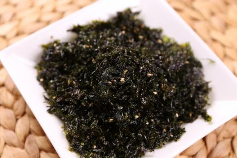 Водоросли и кунжут в одной тарелке — летний хит с неожиданным вкусом