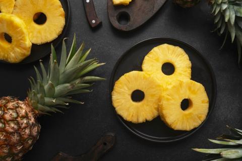 6 продуктов, которые выводят лишнюю воду и уменьшают вздутие живота — список с объяснениями