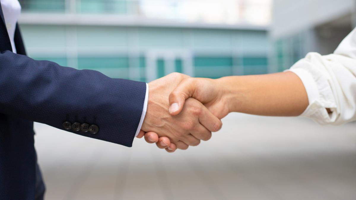 рукопожатие