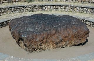 Фрагменты метеорита нашли под Окуловкой — ГЕОХИ РАН