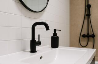 Унитазы под санкциями: Европа снова ударила мимо цели