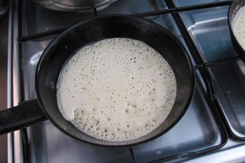 Блинчики с сыром и зеленью готовятся за 15 минут— Простая кухня