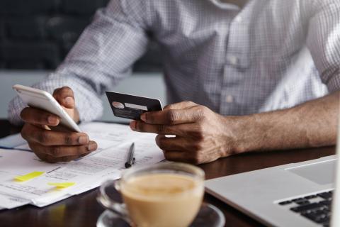 Только для своих: как работает Социальный вклад
