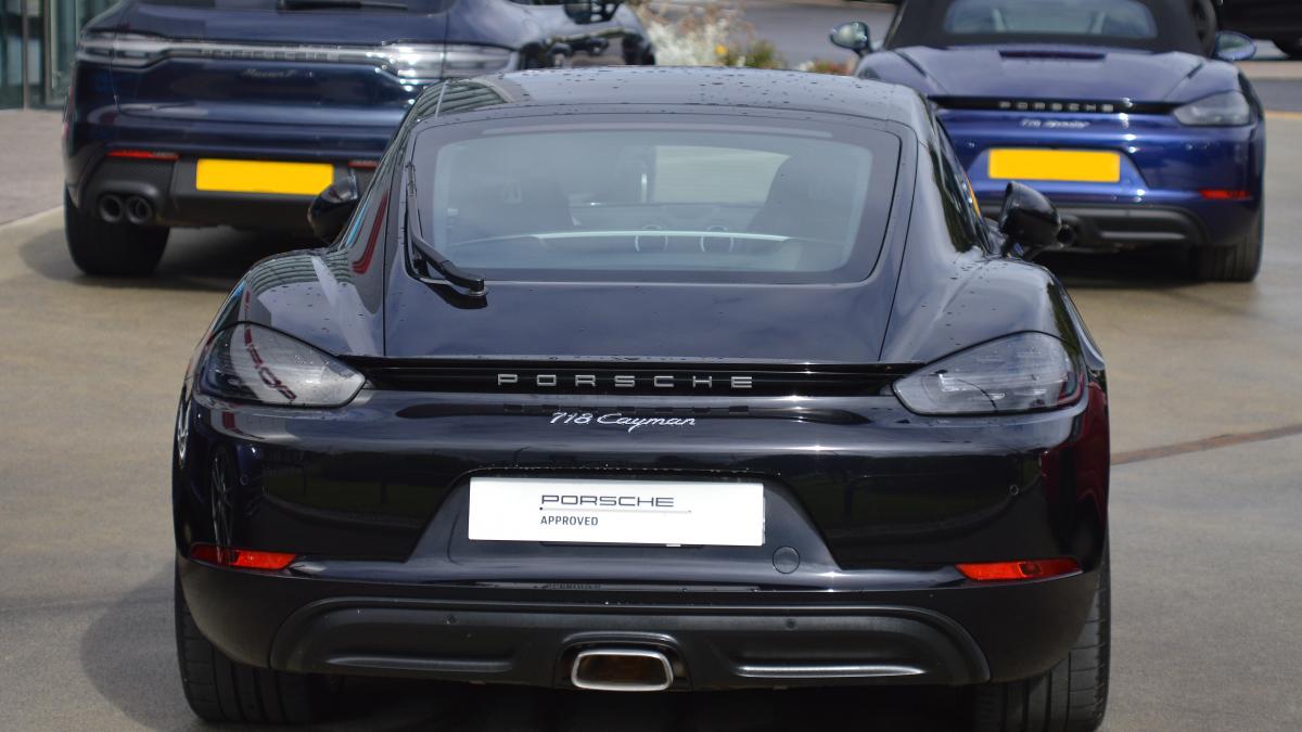 2018 Porsche 718 Cayman 2018 Porsche 718 Cayman