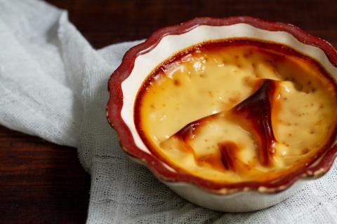 Сделал один трюк, и крем-брюле получается как в Париже — без горелки и ресторанов