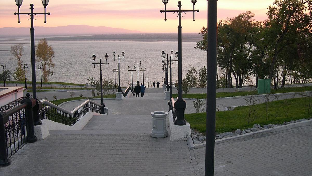 Река Амур, Хабаровск, Россия Река Амур, Хабаровск, Россия