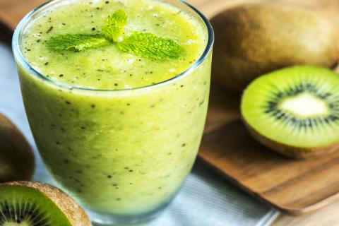 Смузи-боул собирается как конструктор: эти компоненты в завтраке работают на вас