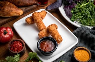 Правильная температура обеспечит румяную корочку куриных палочек — пекари