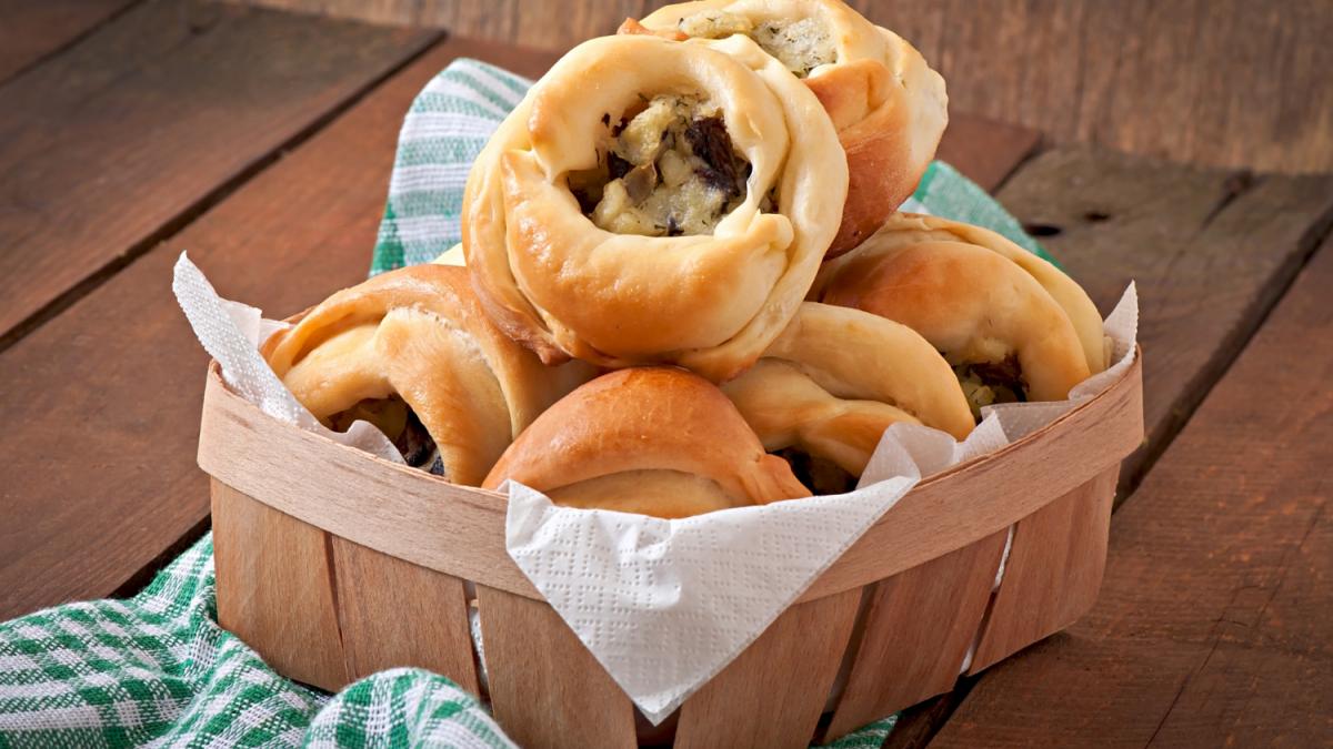 Калитки с мясом и черемухой Калитки с мясом и черемухой