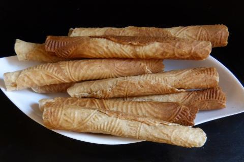 Ни грамма сахара и муки — сворачивать овсянку с творогом: получается вкуснее пирожков