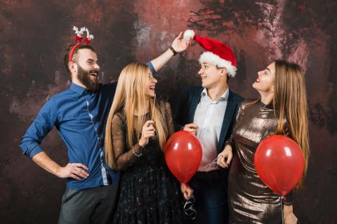 В ХМАО средняя стоимость новогоднего корпоратива стартует с 37,5 тысяч — Авито Услуги
