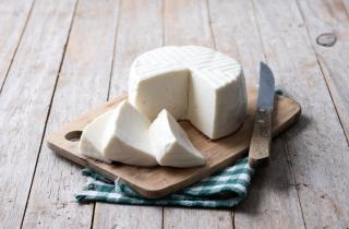 Думал, сыр уже испорчен — но одно простое действие всё изменило