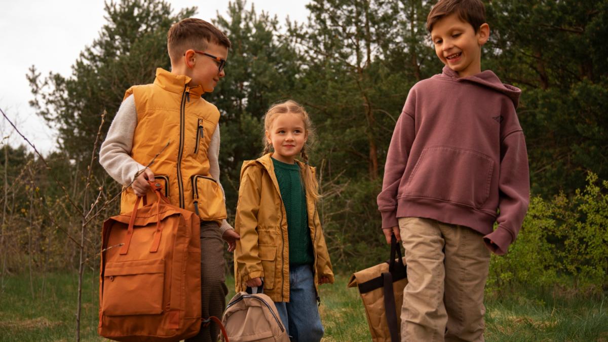 дети в походе