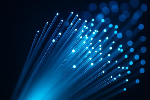 Новый молекулярный кубит передаёт данные по оптоволокну — журнал Science