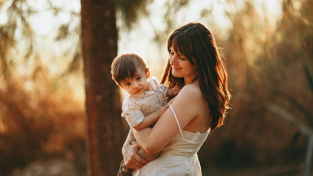 Женщина с ребенком