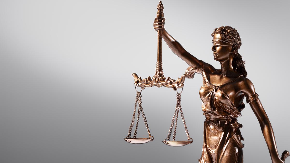 Весы правосудия