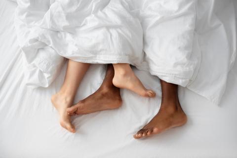 Андрологи опровергли влияние сексуальных поз на вероятность зачатия — Аллан Пейси