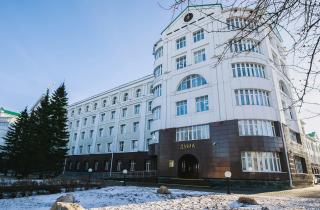 Портреты Комаровой убрали из галереи думы ХМАО — URA.Ru