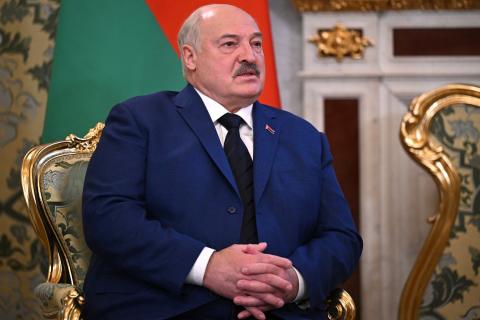 Лукашенко о Ладе: пока не Mercedes, но всё впереди