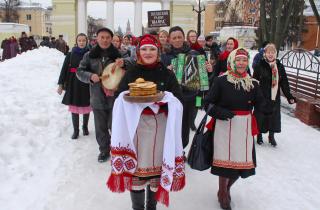 Масленица без размаха: половина россиян не собирается тратить на праздник ни рубля