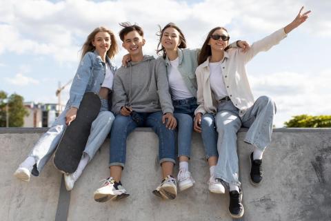 Психотерапевты: мозг предугадывает совместимость будущих друзей