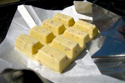 Не шоколад, а бесполезные калории: любимый десерт оказался просто жиром в красивой обёртке