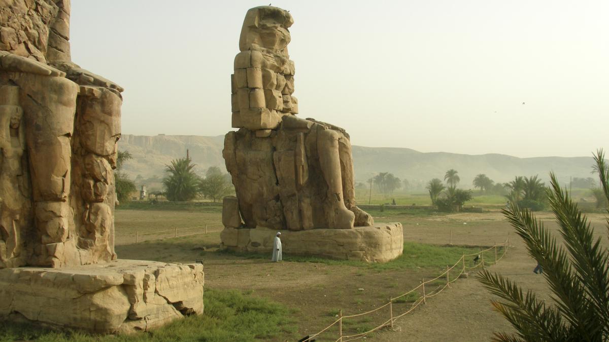 Thebes, Egypt, The Colossi of Memnon, Ancient Egypt Thebes, Egypt, The Colossi of Memnon, Ancient Egypt