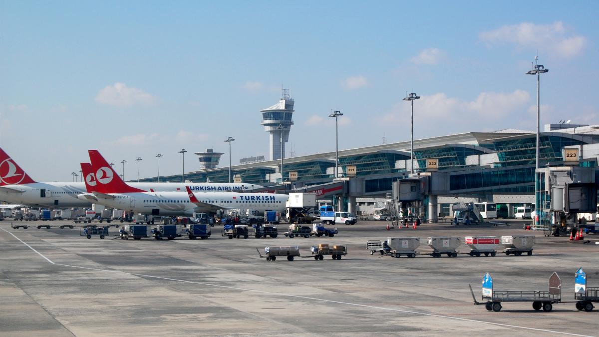 Аэропорт в Стамбуле