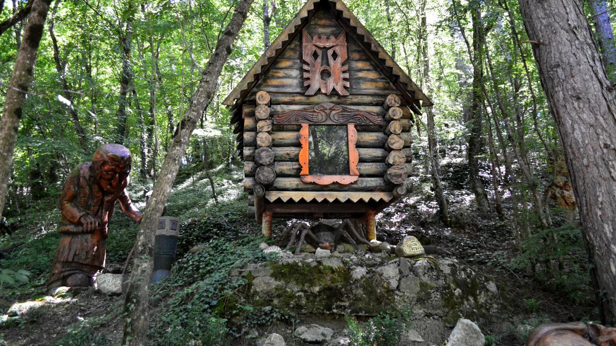 Избушка на курьих ножках 1 Избушка на курьих ножках 1
