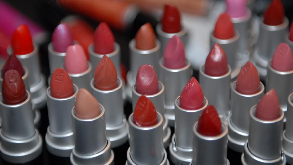 Губные помады